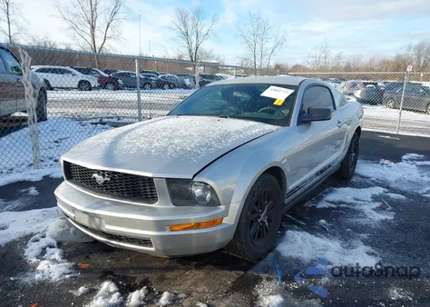 2005 Ford Mustang V6 Deluxe/V6 Premium from USA, damaged, VIN 1ZVFT80N555260025